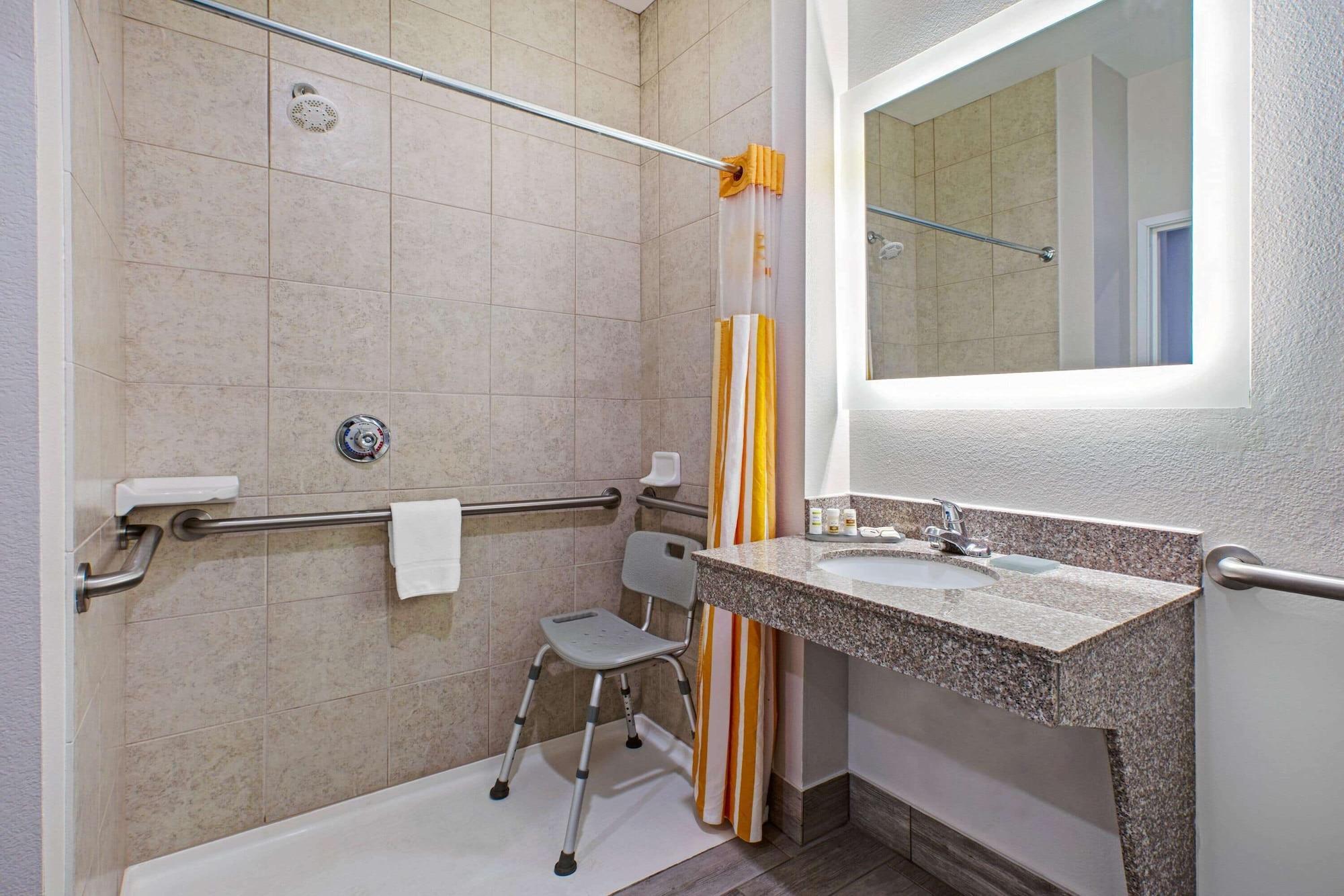 La Quinta By Wyndham Hotel 3*
