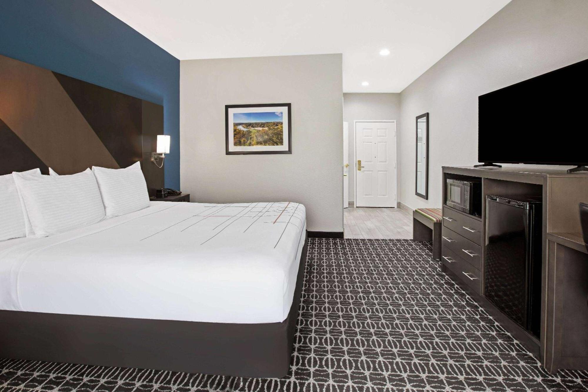 La Quinta By Wyndham Hotel